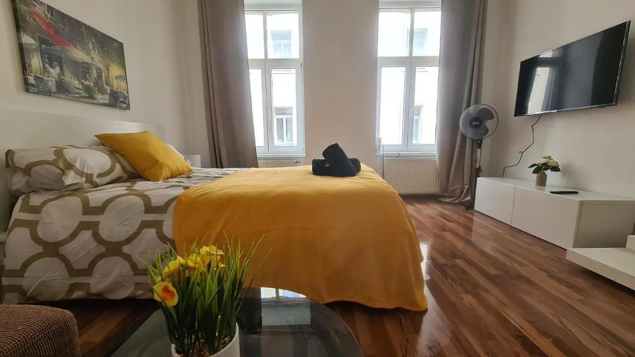 Apartament Peaceful 1Br Apt. Near Metro Station Langenfeldg. Wiedeń 0*,